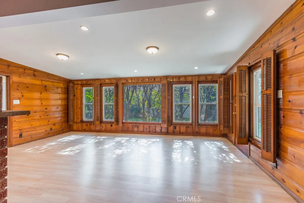 12500 Martha, Valley Village, California 91607 home-pic-20